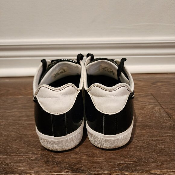 Nike - Men Black Shiny Sneaker - Picture 5 of 6